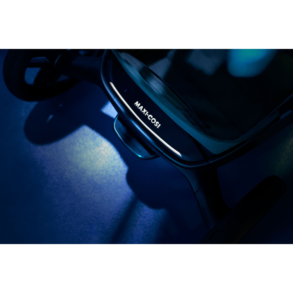 Maxi-Cosi Fame - дитяча прогулянкова коляска для бездоріжжя (система освітлення LED, вбудований павербанк, регульована по висоті люлька) • Twillic Green