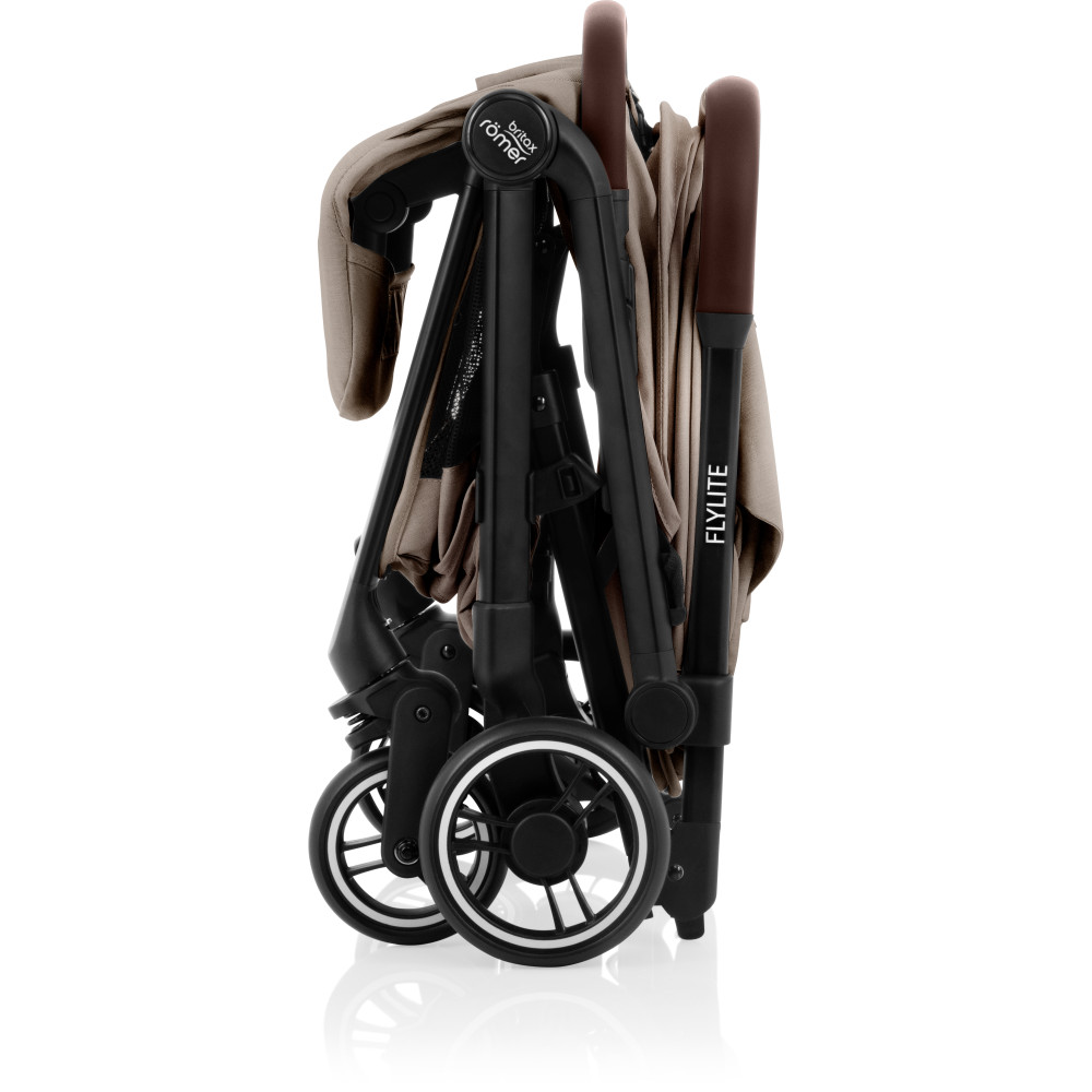 Britax Romer Flylite - всесезонная прогулочная коляска для