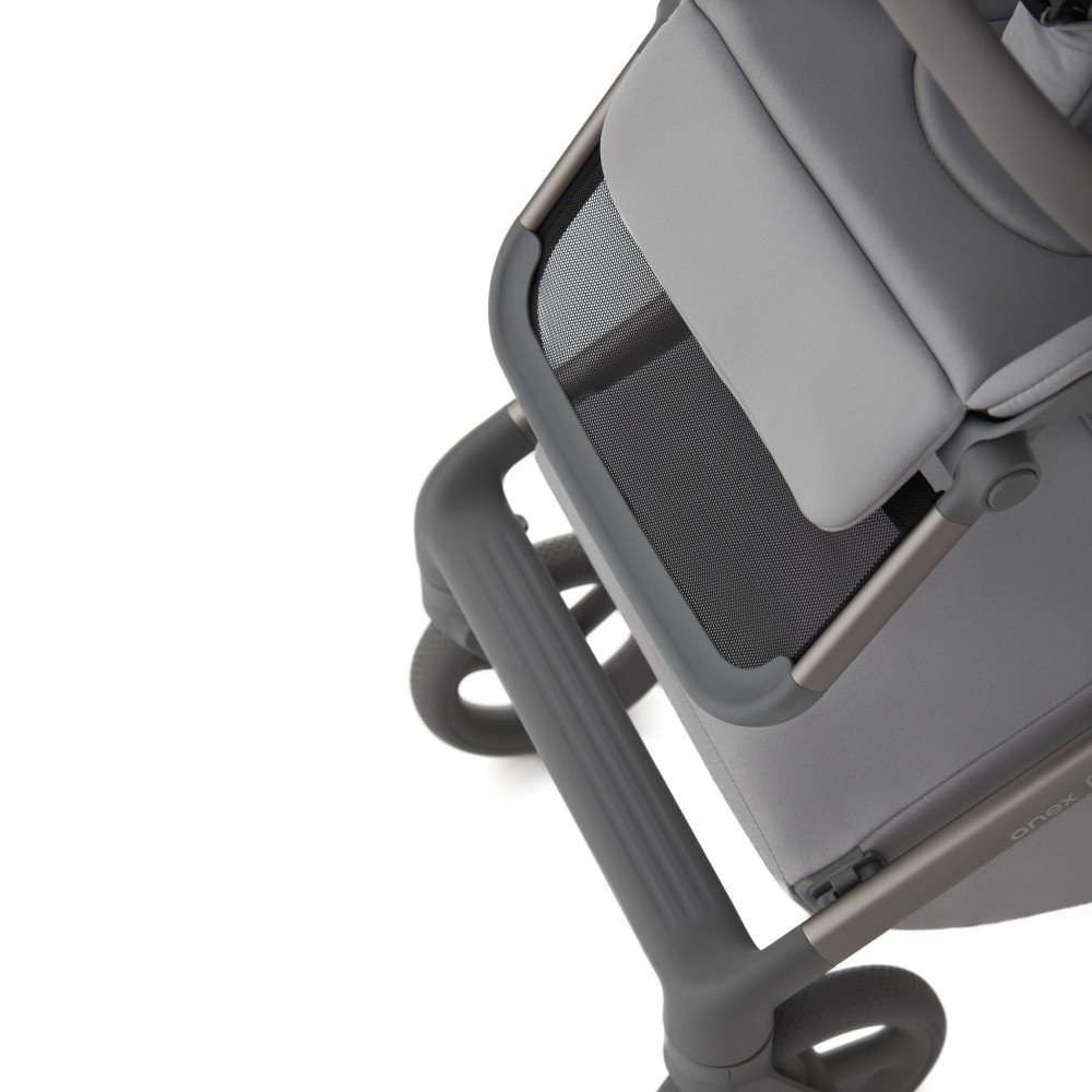 Anex Flo - легка компактна дитяча коляска 2в1 з адаптерами регулювання висоти люльки та прогулянкового сидіння (складна люлька, дихаючий матрац Sorona, телескопічна ручка) • Frossy Anex Flo - легка компактна дитяча коляска 2в1 з адаптерами регулювання висоти люльки та прогулянкового сидіння (складна люлька, дихаючий матрац Sorona, телескопічна ручка) • Frossy