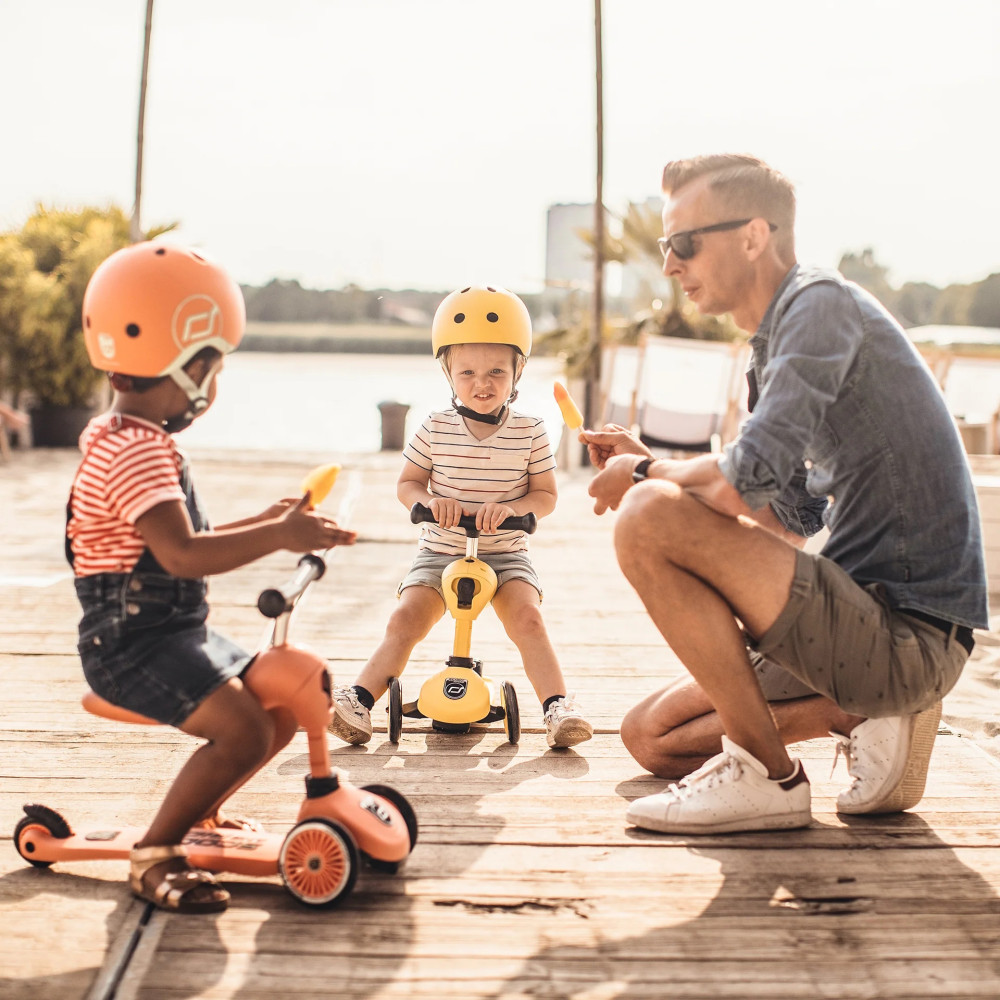 Scoot&Ride Helmet XXS - детский защитный шлем с фонариком, обхват головы 45-51 см • Lemon (SR-181206-LEMON)