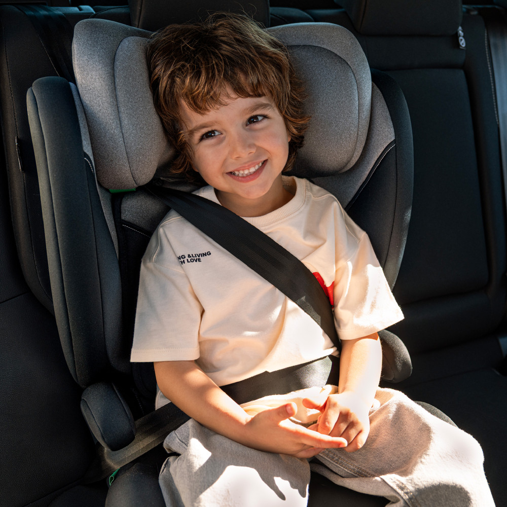 Kinderkraft i-Spark 2 Plus i-Size - дитяче автокрісло (від 3.5 до 12 років / 100 - 150 см) • Grey (KCISPA02GRYPL00)