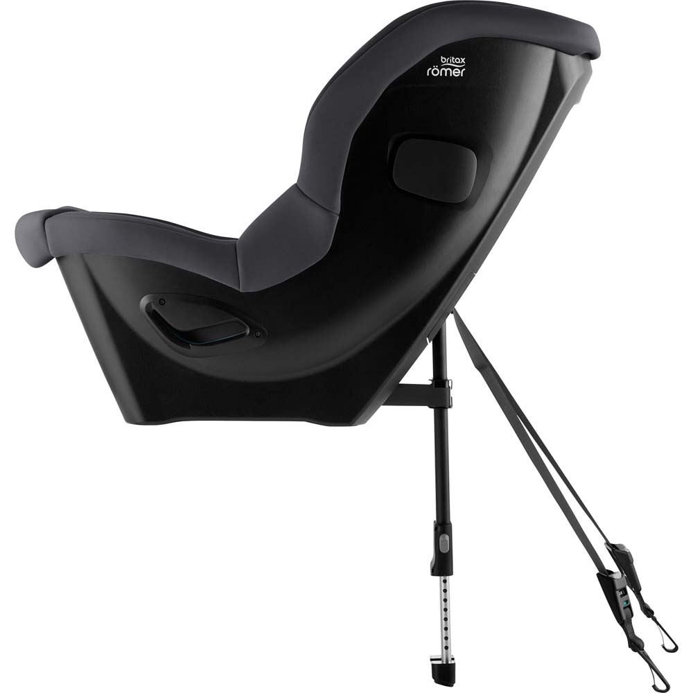 Britax Romer Safe-Way M i-Size - дитяче автокрісло (3 міс - 7 років / 61 - 125 см / 0-25 кг), встановлення проти ходу руху, система натягу ClickTight • Midnight Grey Britax Romer Safe-Way M i-Size - дитяче автокрісло (3 міс - 7 років / 61 - 125 см / 0-25 кг), встановлення проти ходу руху, система натягу ClickTight • Midnight Grey
