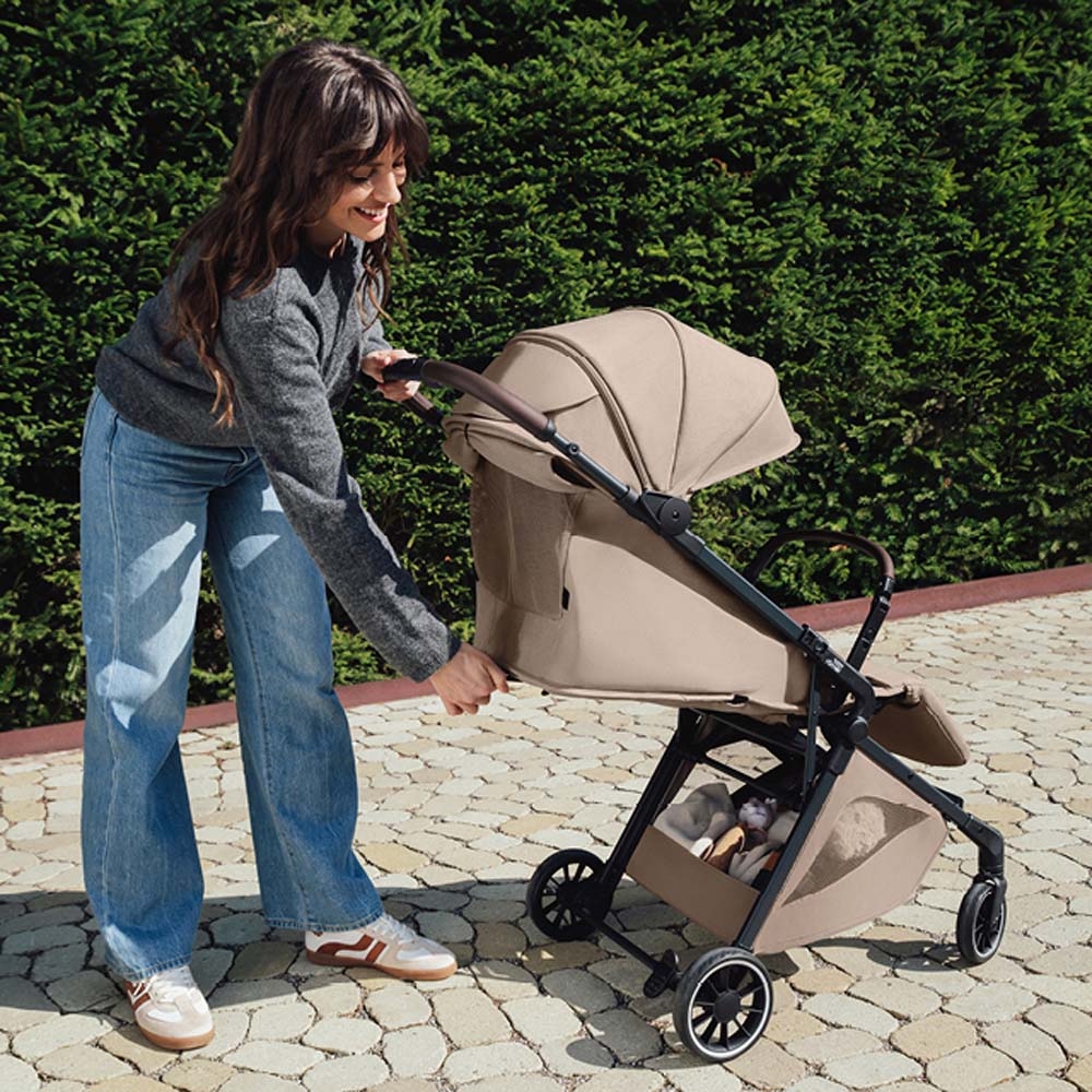 Britax Romer Tira - компактний прогулянковий візочок з автоматичним складанням • Teak Britax Romer Tira - компактний прогулянковий візочок з автоматичним складанням • Teak