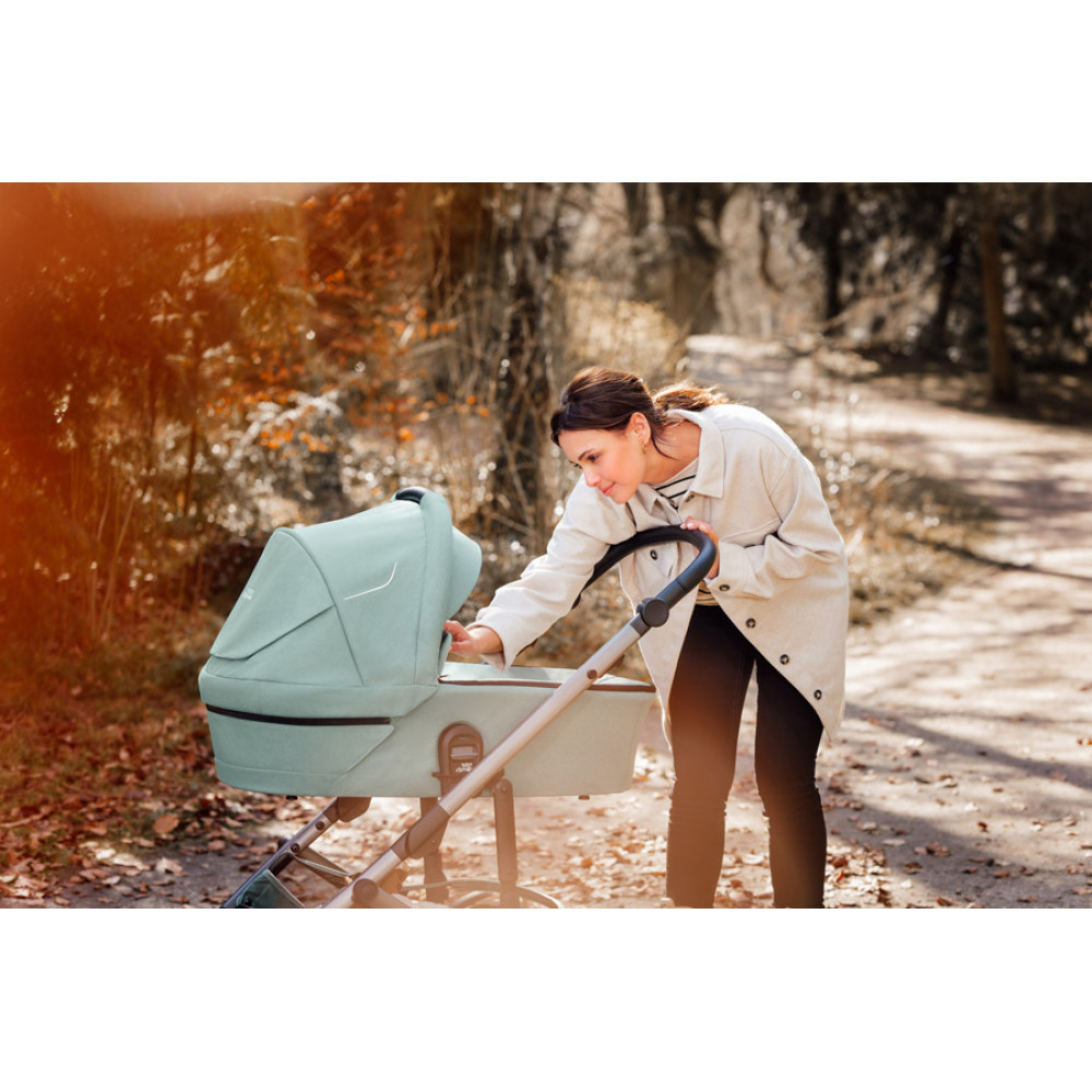 Britax Romer Smile 5Z Carrycot - люлька для коляски Britax Romer Smile 5Z • Teak Britax Romer Smile 5Z Carrycot - люлька для коляски Britax Romer Smile 5Z • Teak