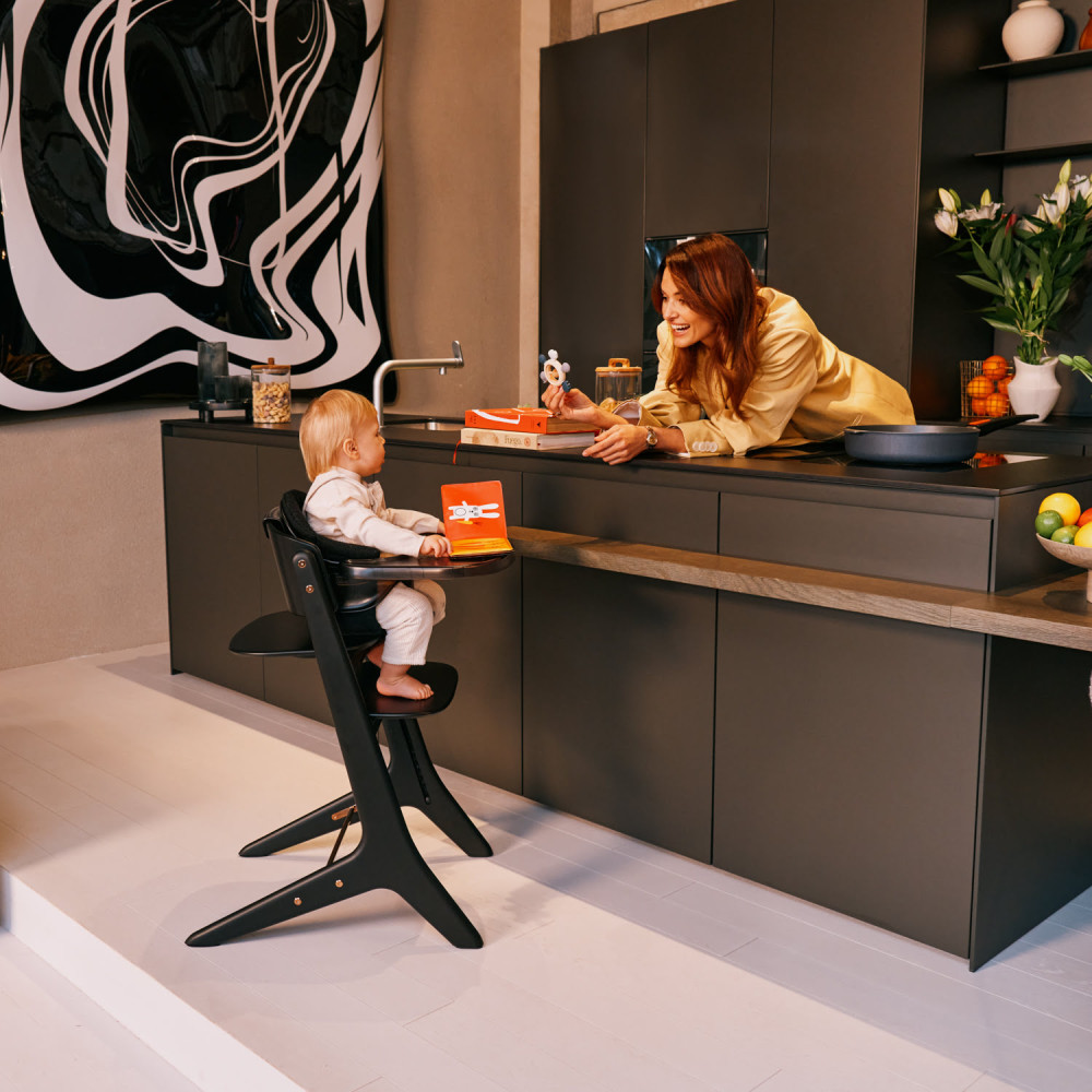 Cybex Lemo Platinum Wood - стульчик для кормления 4в1, в комплекте баунсер от рождения, сиденье для малышей от 6 месяцев и столик • Black Wood
