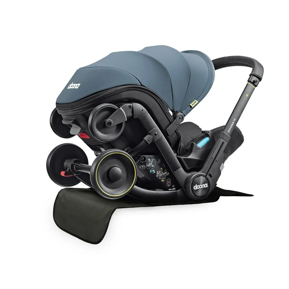 Doona Vehicle seat protector - защитный коврик под автокресло и базу • Black Doona Vehicle seat protector - защитный коврик под автокресло и базу • Black