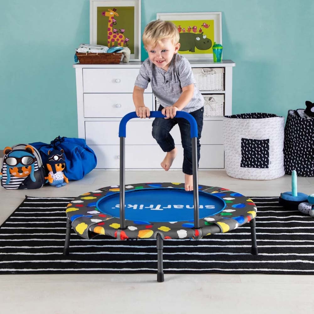 SmarTrike Trampoline - дитячий батут 3 в 1 з ручкою, басейном та кульками • Blue SmarTrike Trampoline - дитячий батут 3 в 1 з ручкою, басейном та кульками • Blue