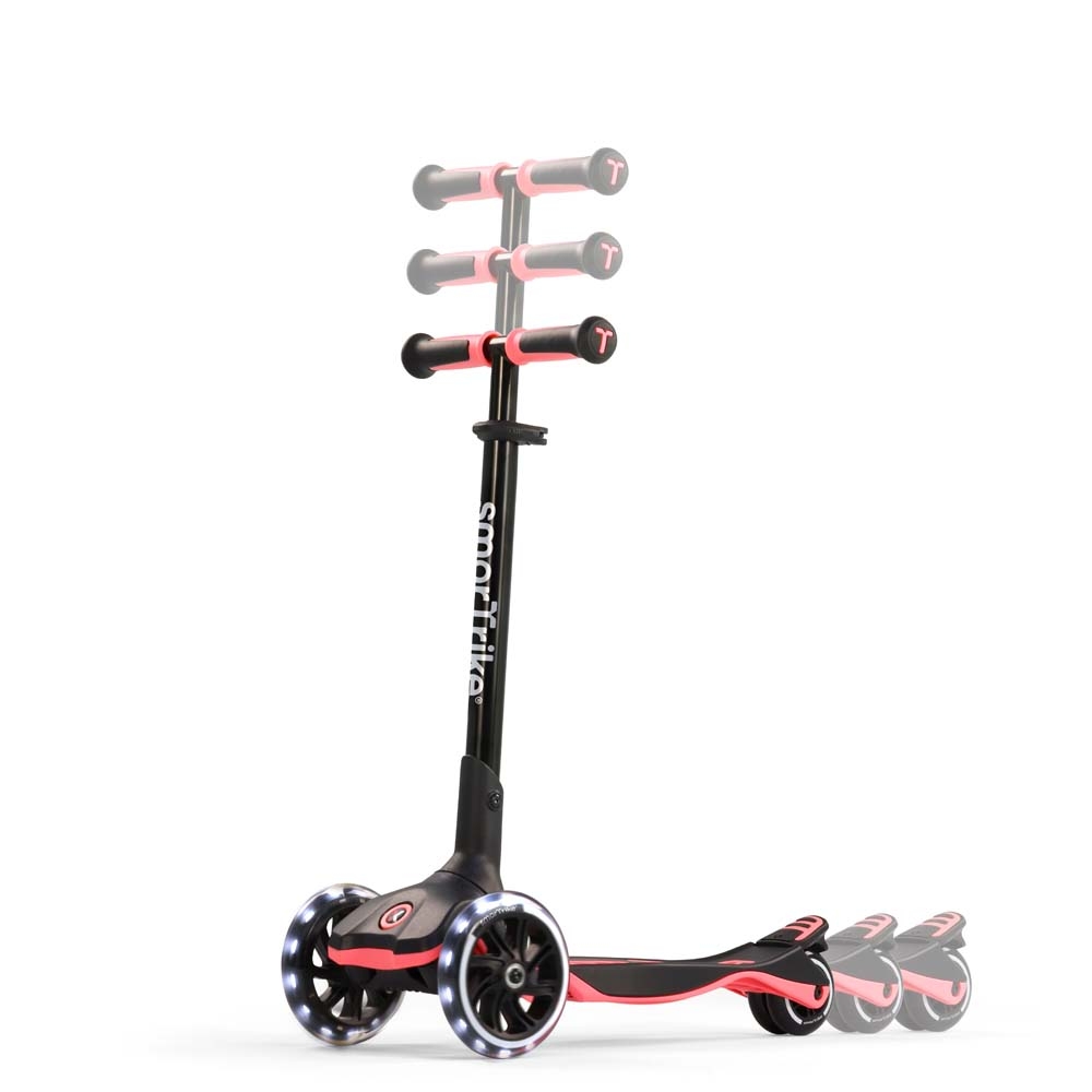 smarTrike Xtend Ride-on - детский самокат-беговел 4 в 1, родительская ручка, отсек для игрушек, LED-колеса • Salmon Pink