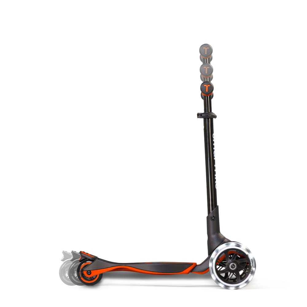 smarTrike Xtend Ride-on - детский самокат-беговел 4 в 1, родительская ручка, отсек для игрушек, LED-колеса • Orange