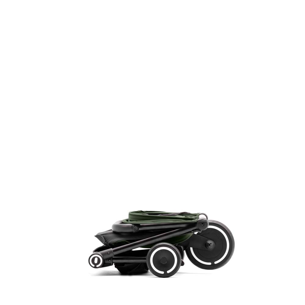 smarTrike Traveler - коляска-велосипед 4в1 із компактним складанням Cabin Size • Black smarTrike Traveler - коляска-велосипед 4в1 із компактним складанням Cabin Size • Black