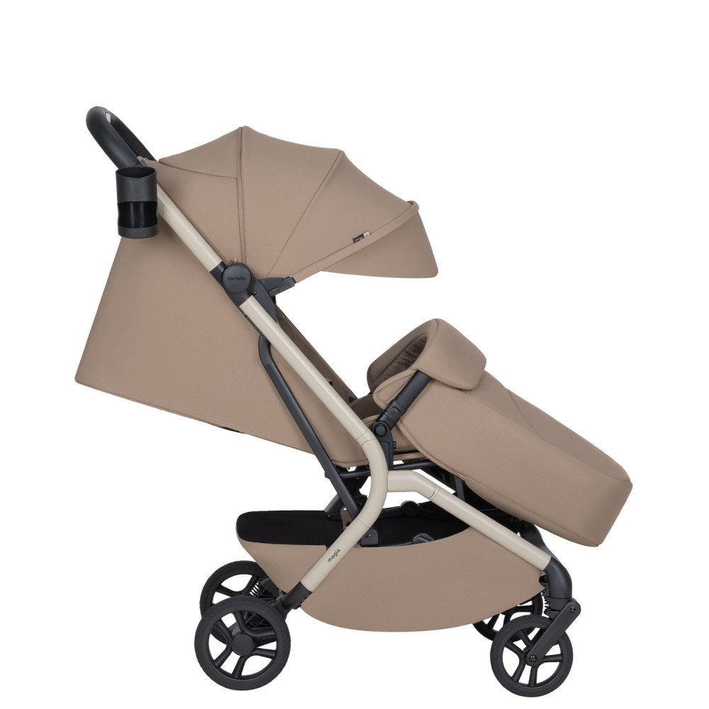 Carrello Magia 2.0 CRL-5655 - ультралёгкая прогулочная коляска Карелло Магия, прогулочный возок для путешествий, размер ручной клади, автоматическое складывание • Spice Beige