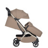 Carrello Magia 2.0 CRL-5655 - ультралёгкая прогулочная коляска Карелло Магия, прогулочный возок для путешествий, размер ручной клади, автоматическое складывание • Spice Beige
