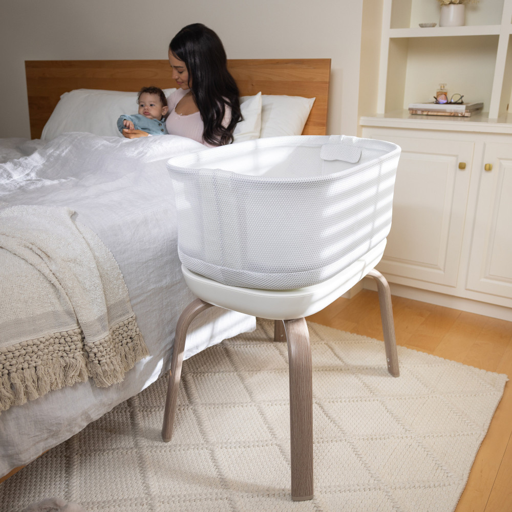 Graco Eluma Nest - приставне ліжечко із заколисуванням • Luna Graco Eluma Nest - приставне ліжечко із заколисуванням • Luna