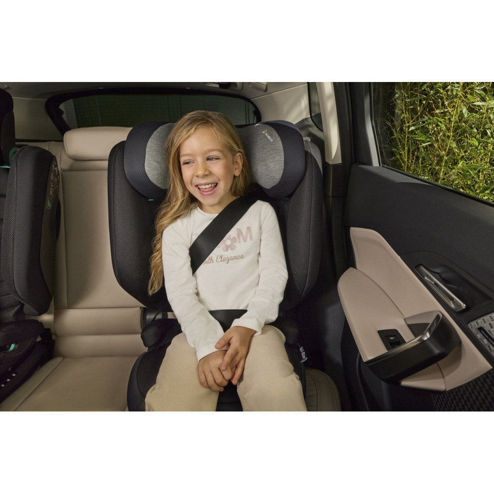 Chicco Fold & Go S i-Size - дитяче автокрісло зі складаною спинкою (від 3 до 12 років / 100 - 150 см) • Posh Black Chicco Fold & Go S i-Size - дитяче автокрісло зі складаною спинкою (від 3 до 12 років / 100 - 150 см) • Posh Black