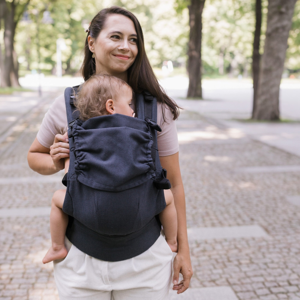 Zaffiro BabyGrow Roma - эргономичный рюкзак-переноска с регулируемой панелью • Anthracite