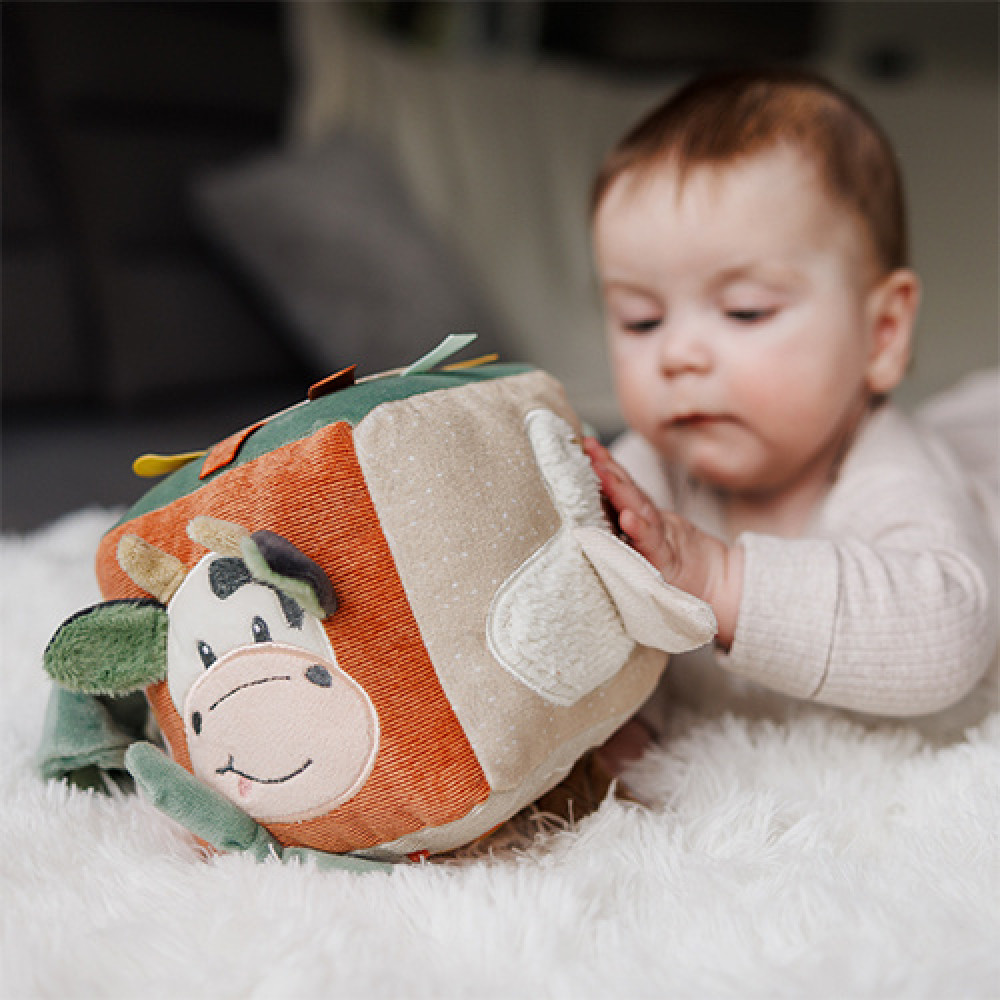 BabyOno Корівка Бінго Activity Cube - сенсорний кубик (1689) BabyOno Корівка Бінго Activity Cube - сенсорний кубик (1689)