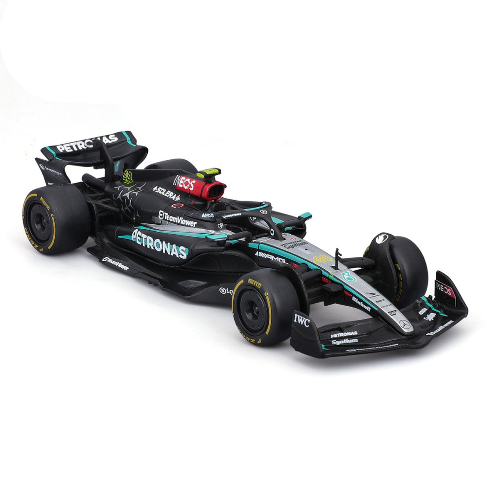 Bburago Mercedes-AMG F1 W15 Performance - модель боліда 1:43 (18-38208)
