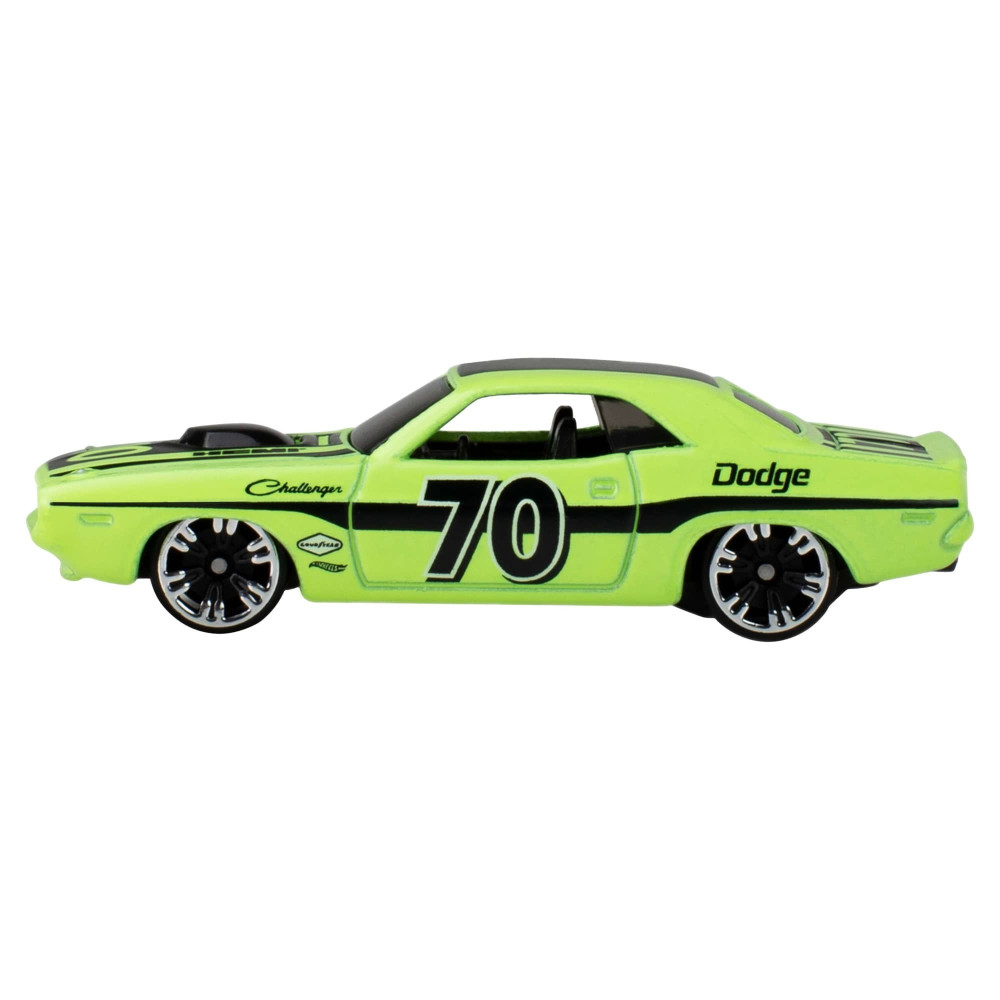Hot Wheels Neon Speeders - автомодель 1:64 в асортименті (HLH72)