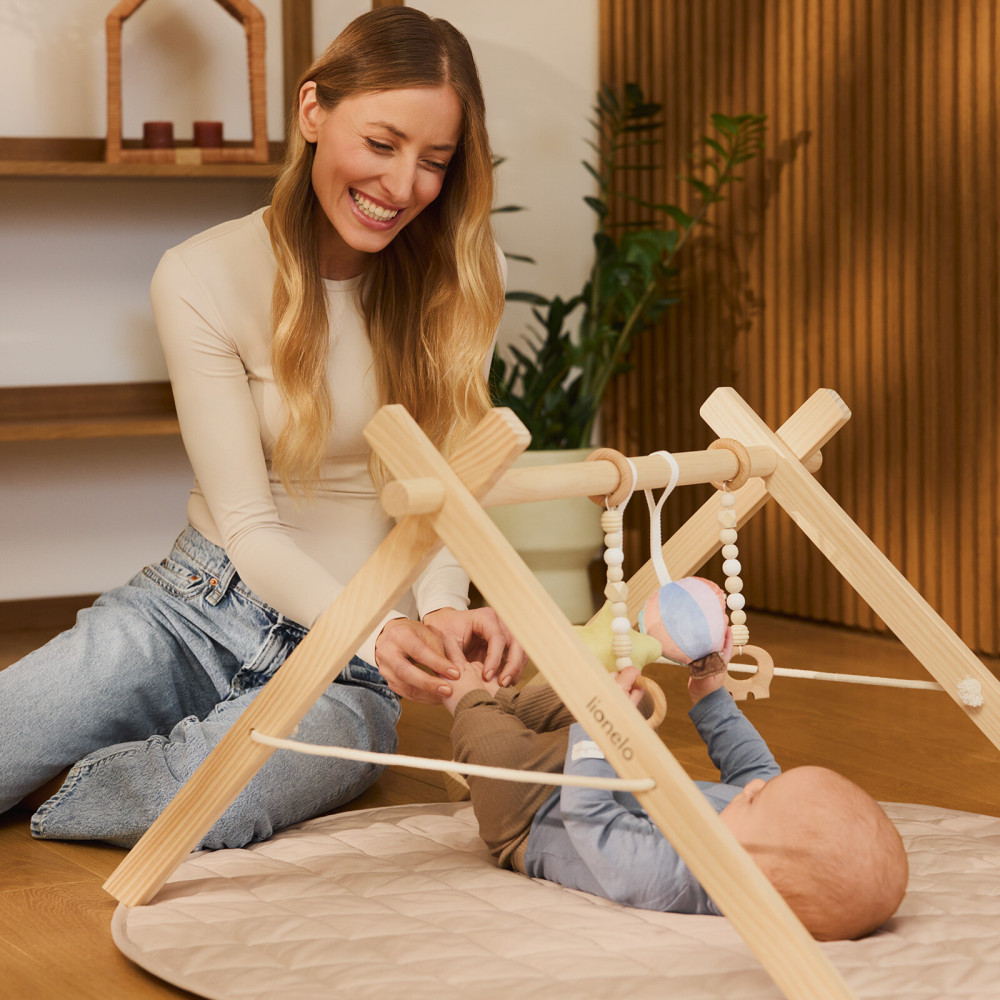 Lionelo Anis Set - розвивальний килимок зі стійкою baby gym