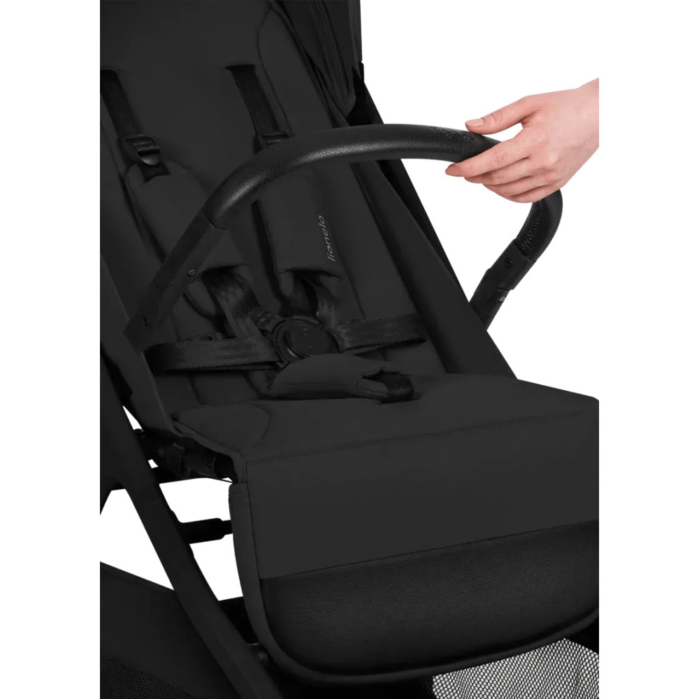 Lionelo Cloe Plus - прогулянкова коляска з автоматичним складанням, компактний візок • Black Onyx