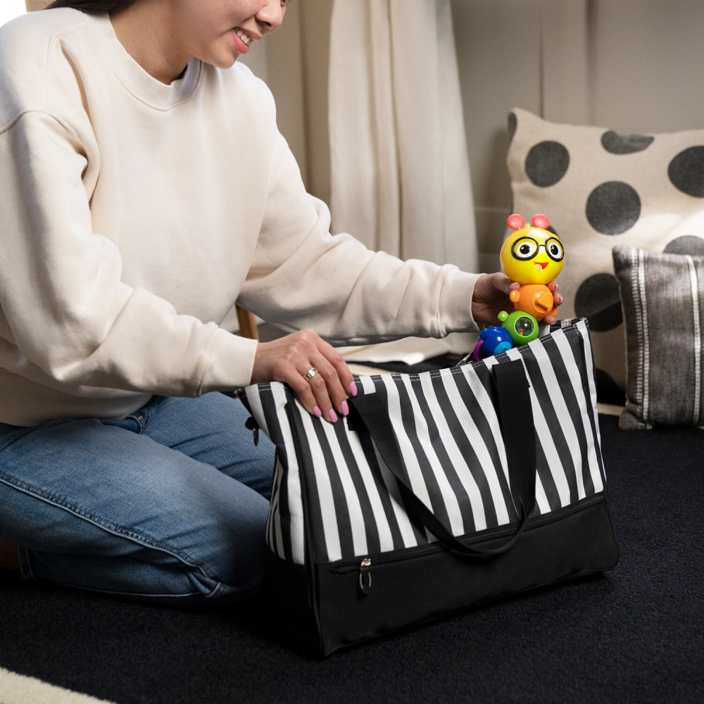 Baby Einstein Twist-a-Pal Cal - музична розвиваюча іграшка-гусениця 6 міс.+