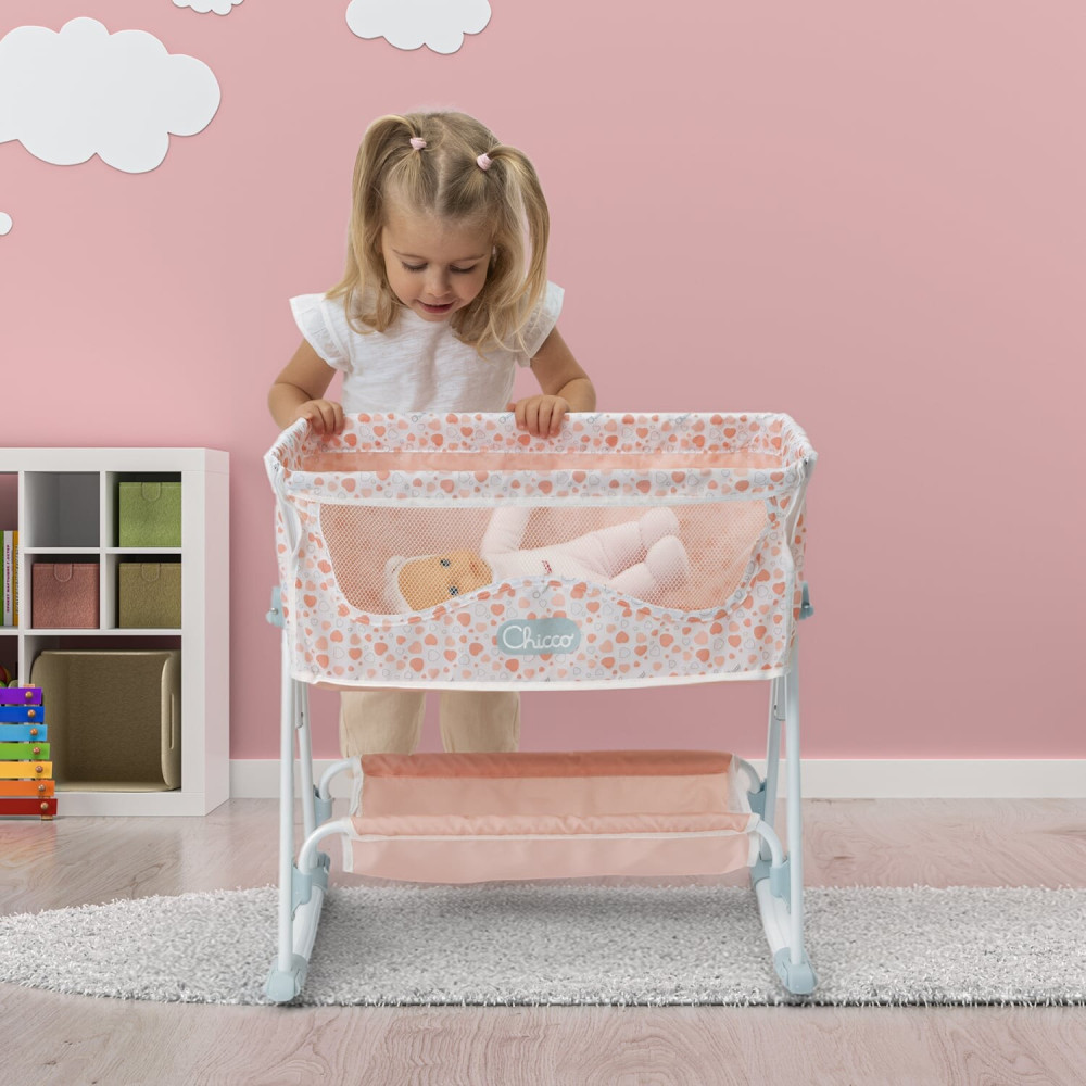 Chicco Next2Me для куклы - кроватка для куклы My First Doll, от 3 лет Chicco Next2Me для куклы - кроватка для куклы My First Doll, от 3 лет