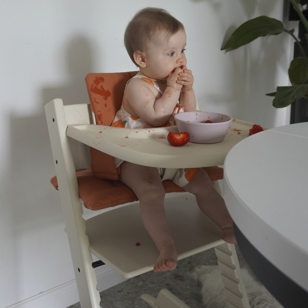 Stokke Tripp Trapp - стільчик для годування, що росте разом з дитиною, до 136 кг • Vanilla White