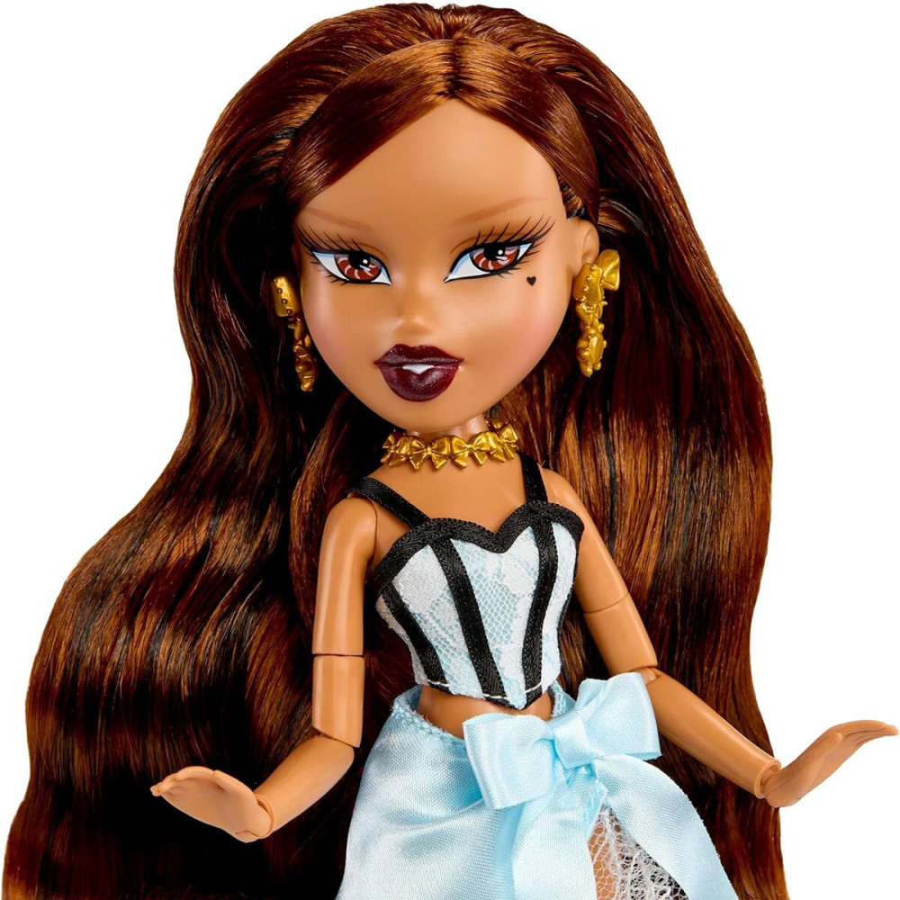 Bratz Stylin' Birthdayz Ясмин - игровой набор с куклой (596028) Bratz Stylin' Birthdayz Ясмин - игровой набор с куклой (596028)