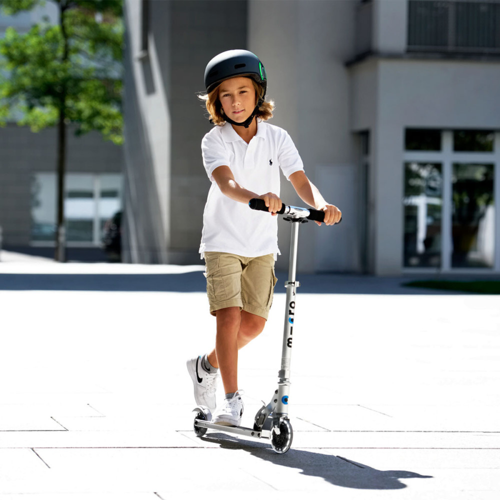 Micro Sprite LED - складной двухколесный самокат со светящимися колесами • Матовый серебристый (SA0216)