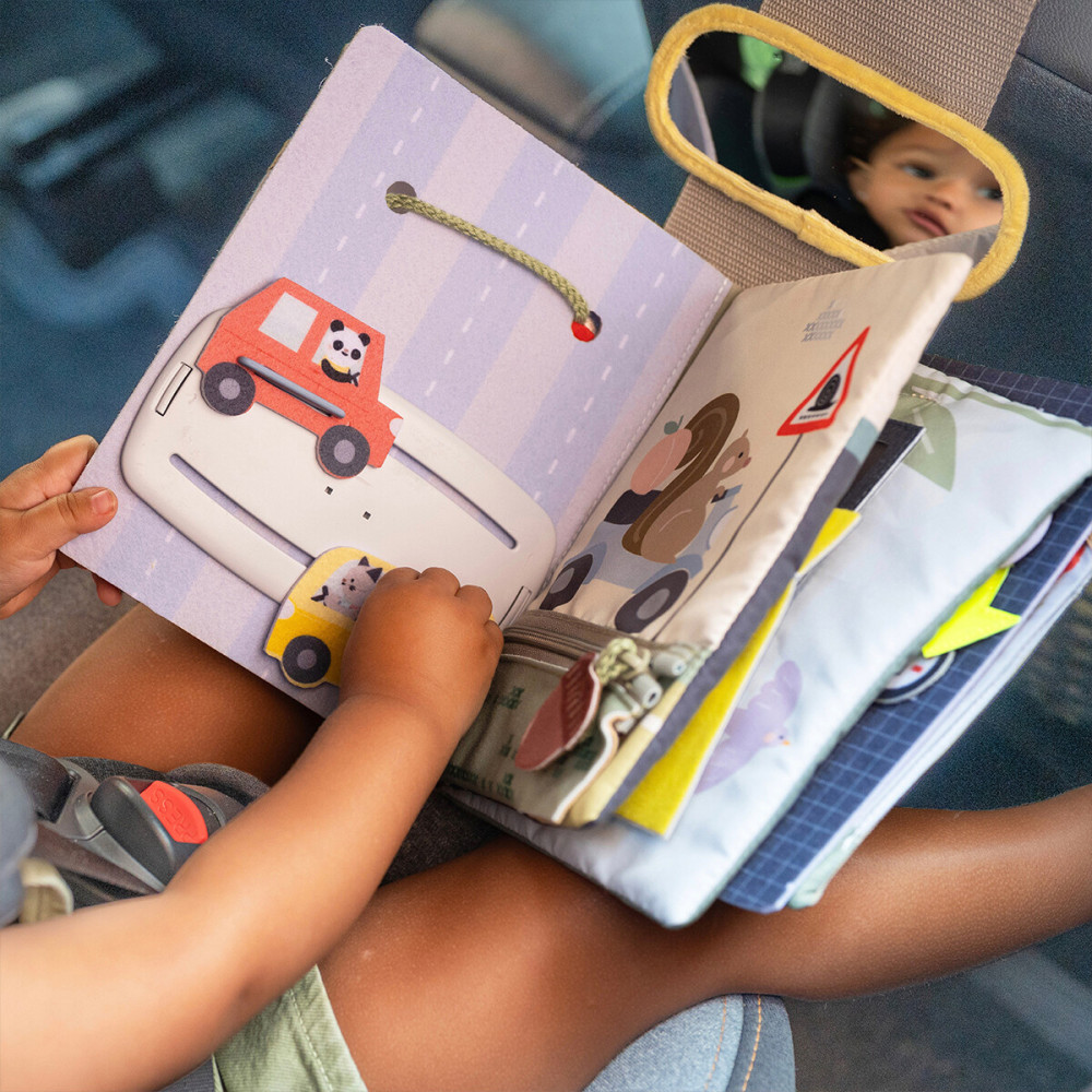 Taf Toys Книжка путешественника - развивающий центр для автомобиля (13825)