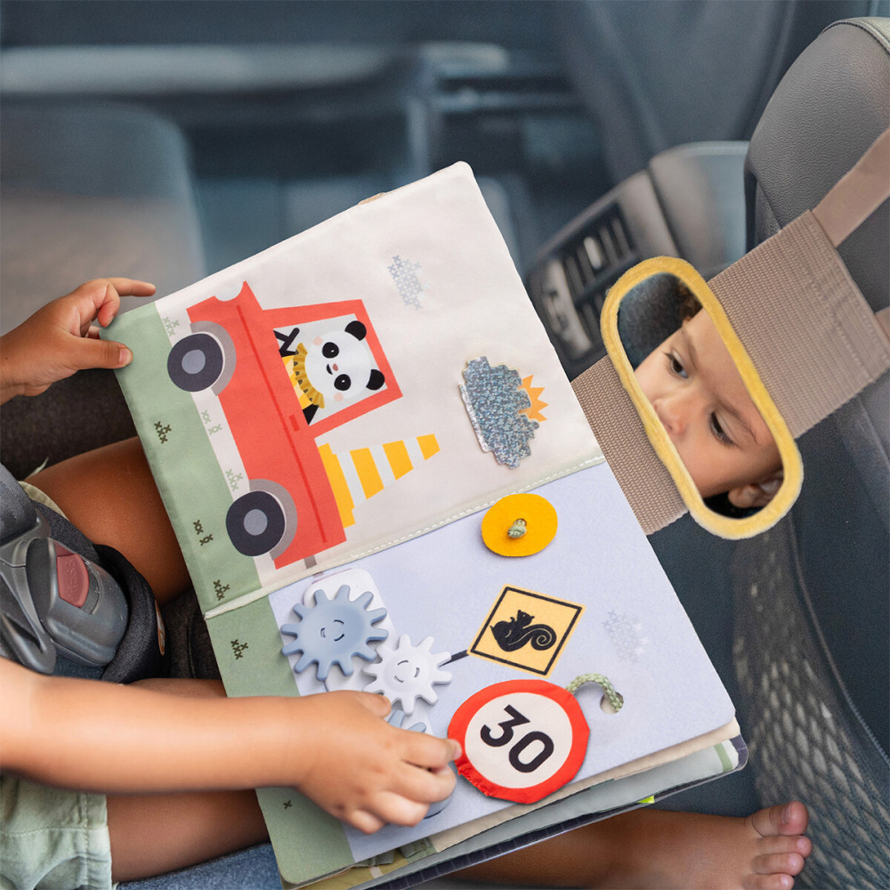 Taf Toys Книжка путешественника - развивающий центр для автомобиля (13825)