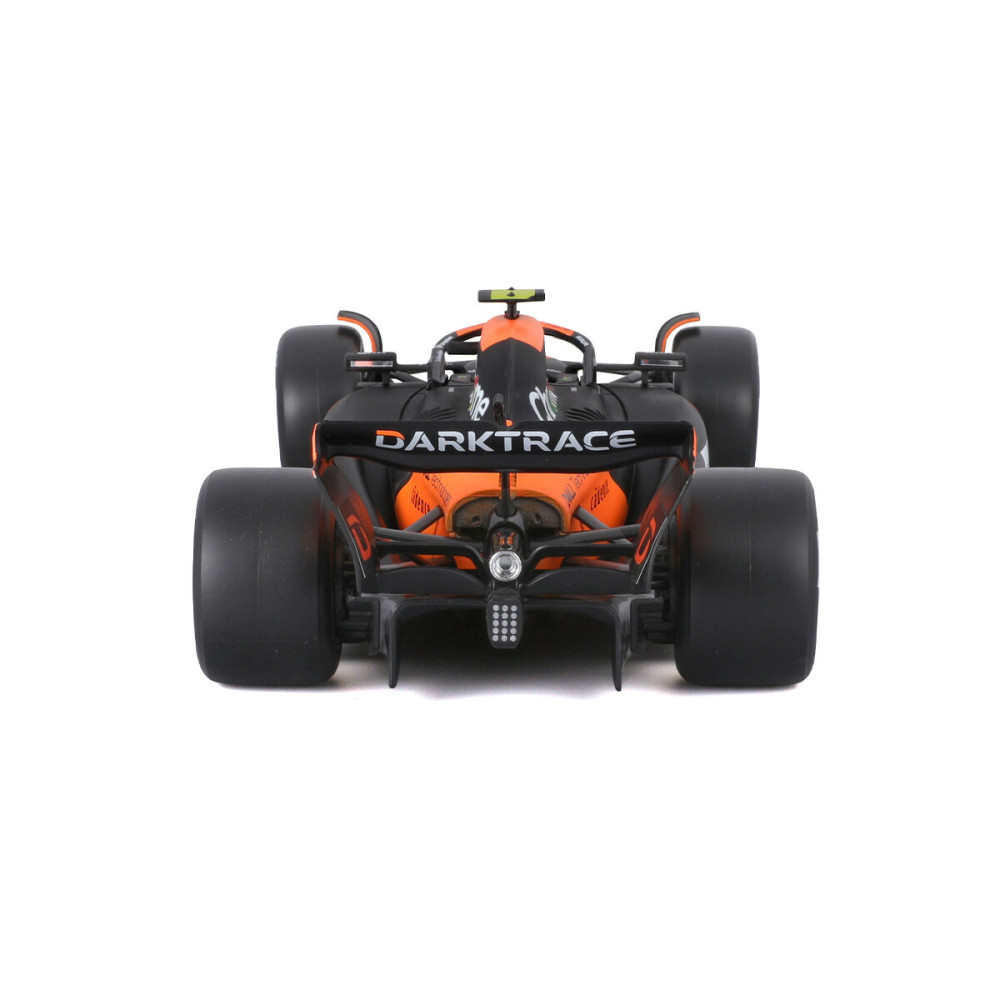 Bburago McLaren MCL38 Kit - авто-конструктор 1:24 (18-28511)