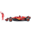 Bburago Ferrari SF-24 з фігуркою - автомодель 1:24 (18-26823)