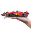Bburago Ferrari SF-24 з фігуркою - автомодель 1:24 (18-26823)