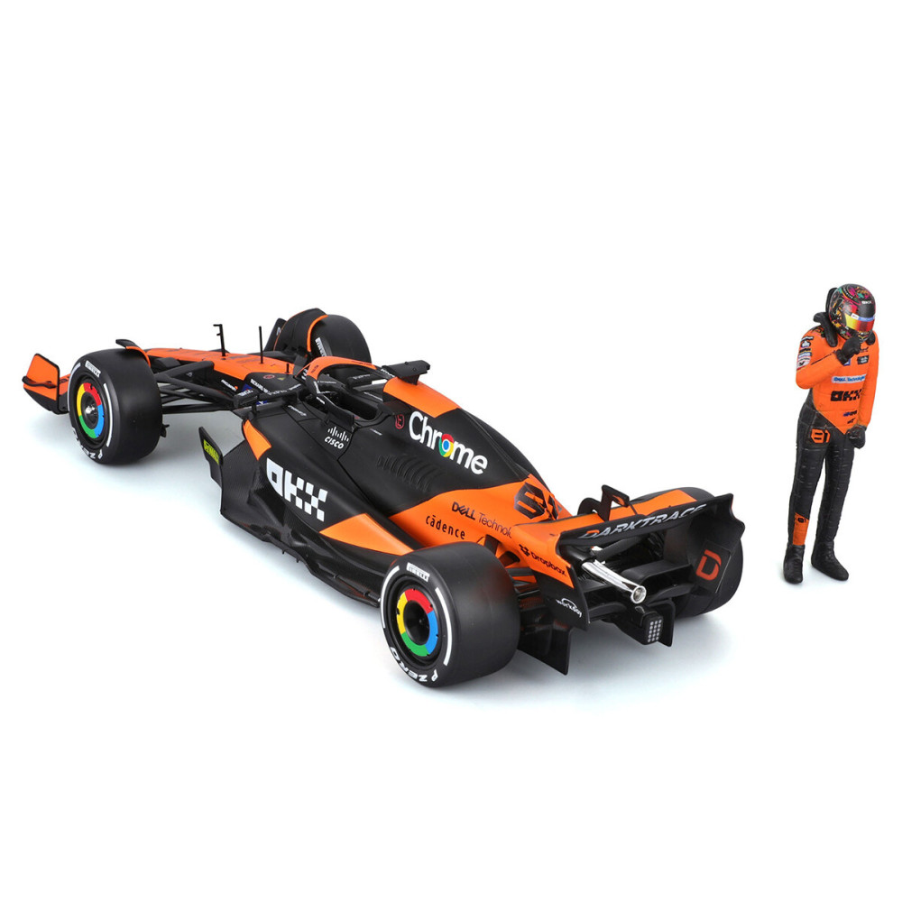 Bburago McLaren MCL38 1:24 - автомодель з фігуркою • Чорний з помаранчевим (18-28040)