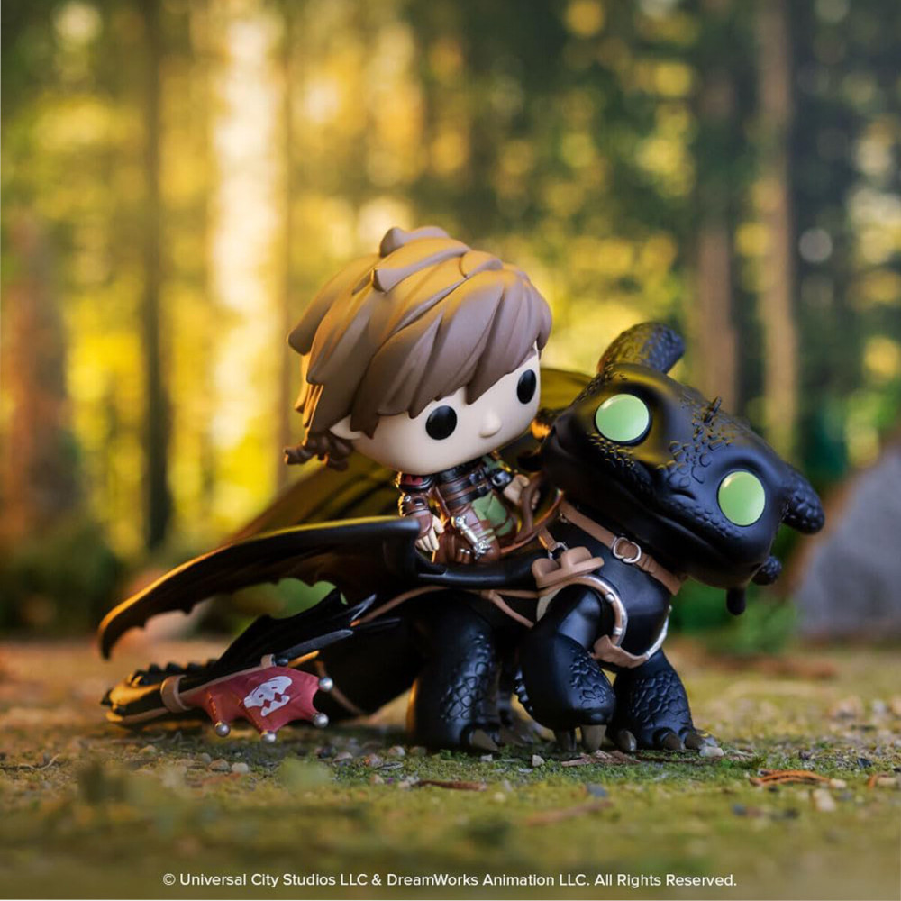 Funko POP! Як приборкати дракона Гикавка з Беззубиком - ігрова фігурка (81181)