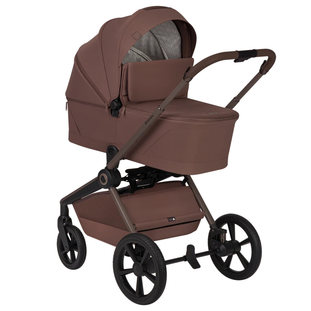 Lionelo Freya 3в1 - детская коляска 3 в 1 с автокреслом, люлька складывается вместе с рамой • Brown Chocolate Lionelo Freya 3в1 - детская коляска 3 в 1 с автокреслом, люлька складывается вместе с рамой • Brown Chocolate