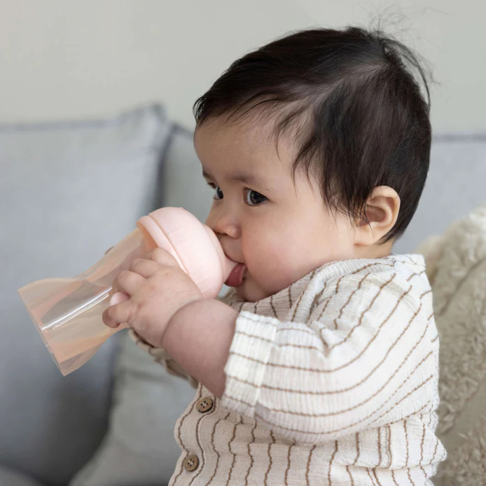Difrax Non-Spill Sippy Cup Soft 250 мл - чашка-непроливайка із силіконовим носиком • Blossom