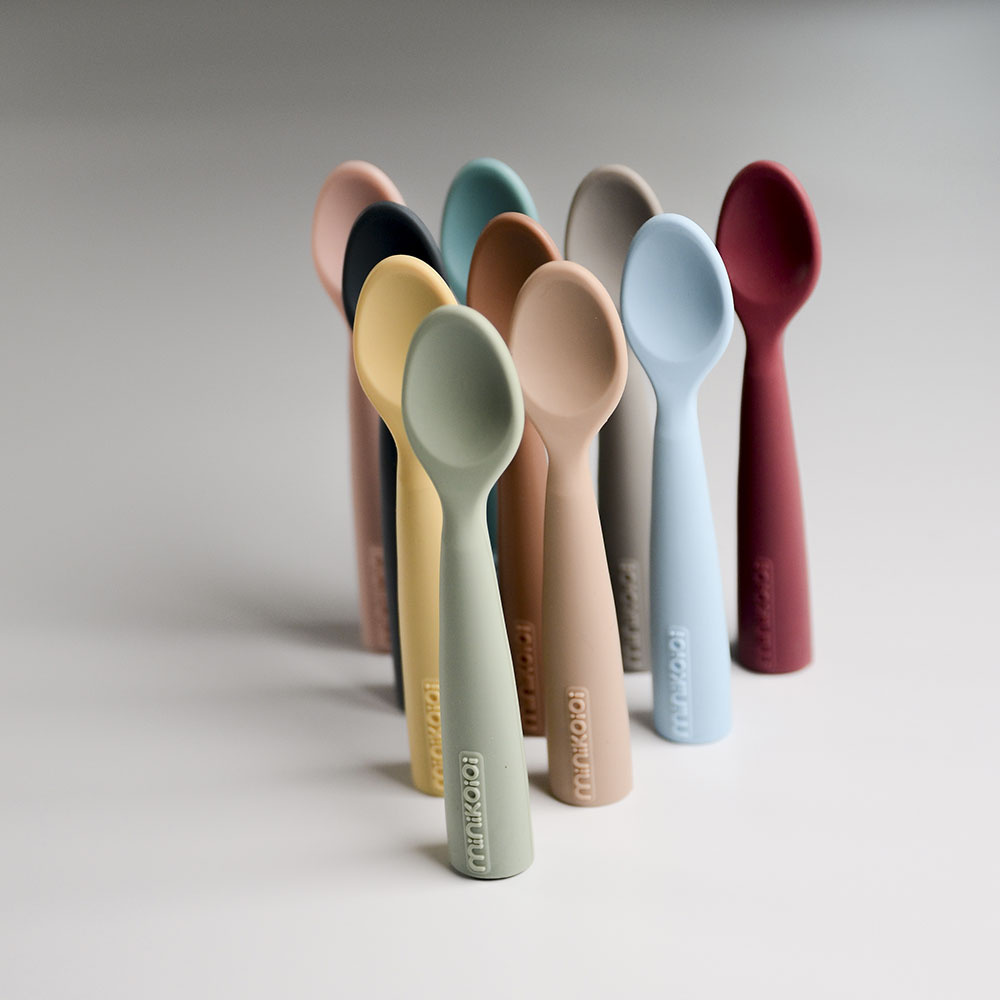 MinikOiOi Scooper - силіконова ложка • Mineral Blue MinikOiOi Scooper - силіконова ложка • Mineral Blue