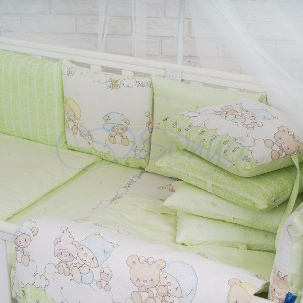 Постельный комплект Маленькая Соня Baby Design Малыши в шапочках 7 предметов