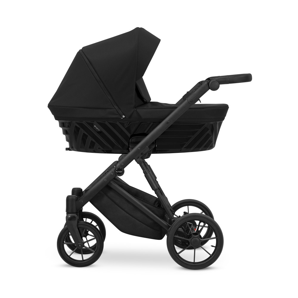 Коляска 2 в 1 Kunert Ivento Deep Black (K-Ive-12)