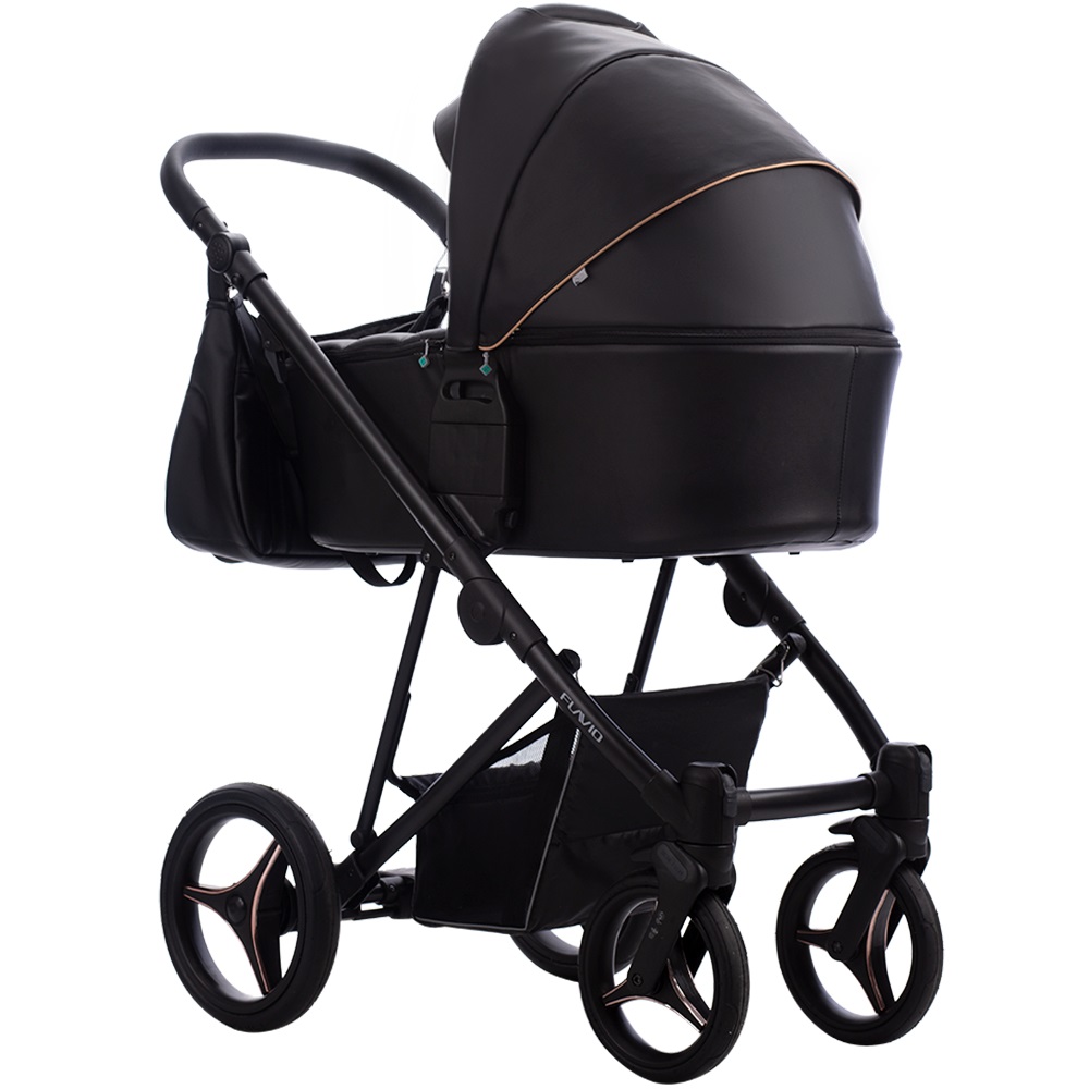 Коляска 2 в 1 Bebetto Flavio Pro 06 черный Коляска 2 в 1 Bebetto Flavio Pro 06 черный