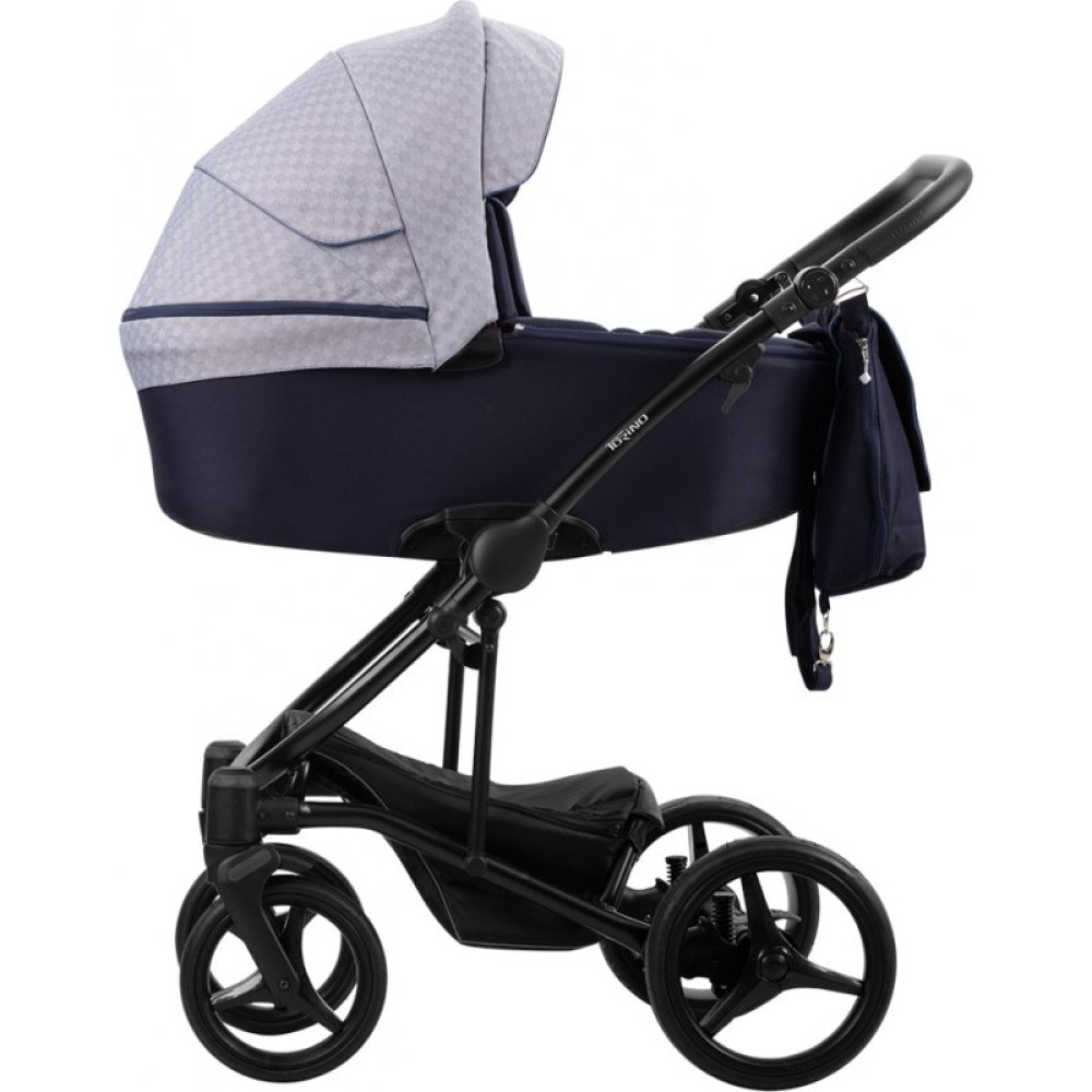 Коляска 2 в 1 Bebetto Torino Tex 122 светло-синий в квадратики, черная рама