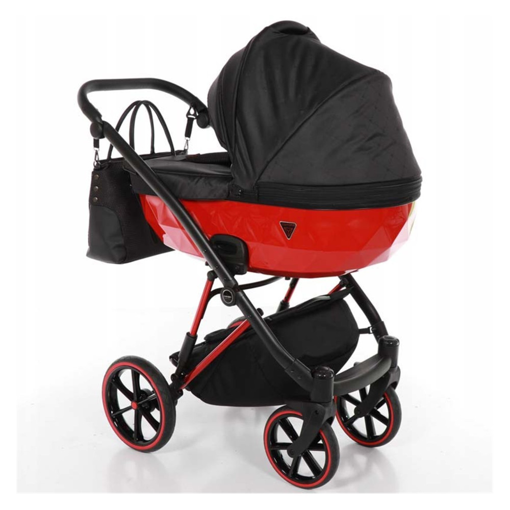 Коляска 2 в 1 Junama Diamond V-Plus 04 Red