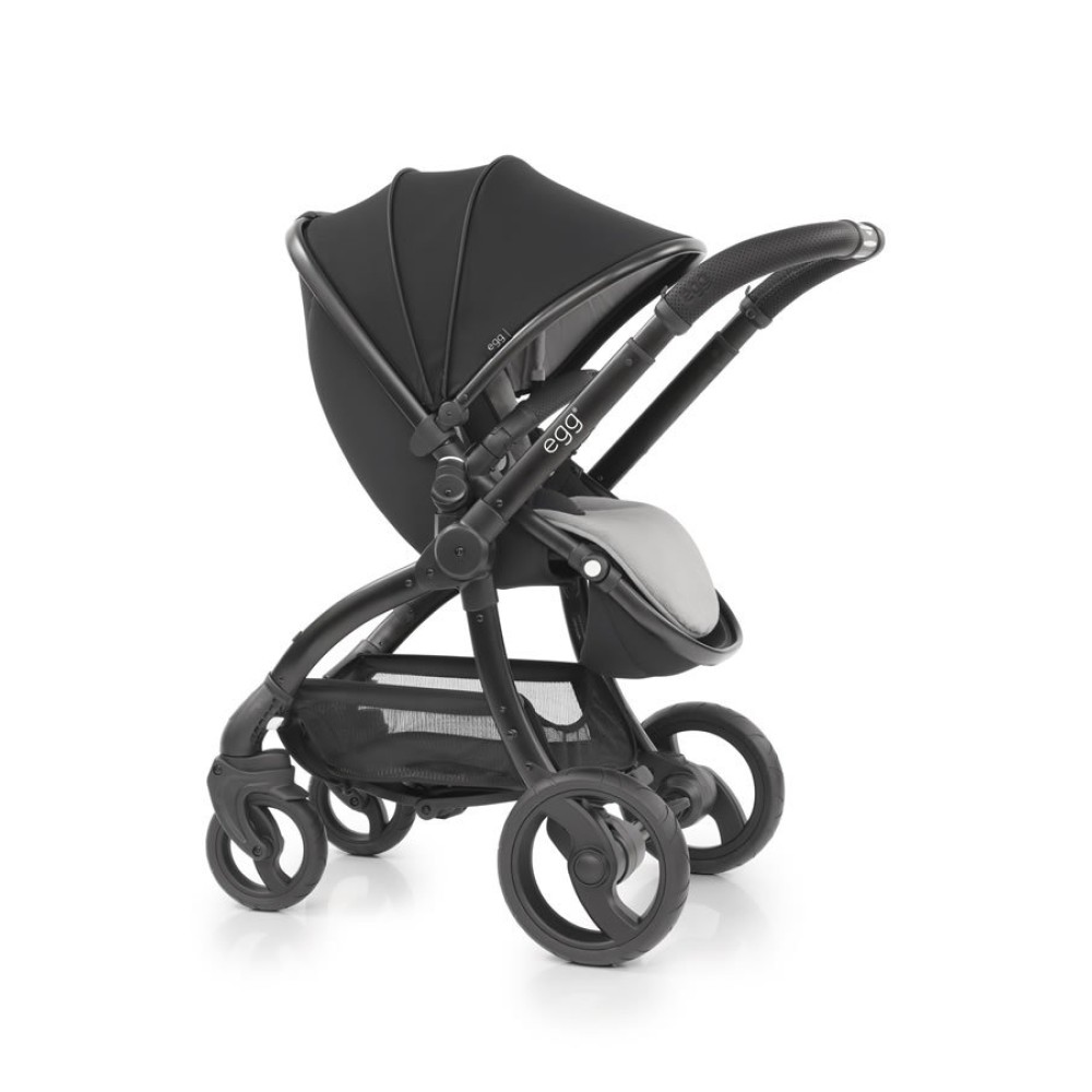 Прогулочная коляска Egg Just Black