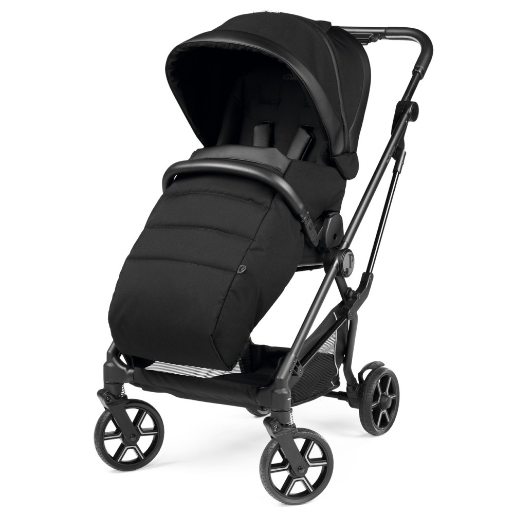 Peg Perego Vivace - легка прогулянкова коляска, реверсивний прогулянковий блок, компактно складається, маневреність на будь-якій місцевості • Licorice