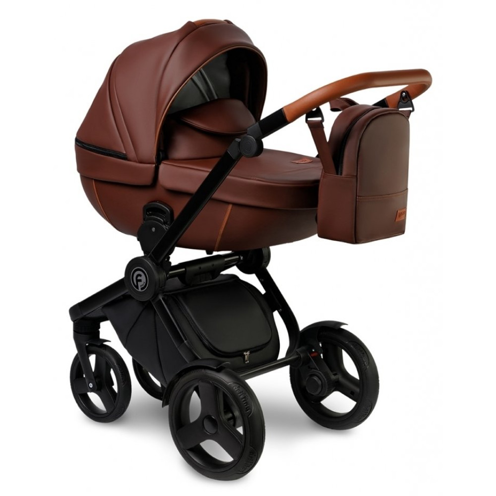 Коляска 2 в 1 Verdi Futuro 05 Brown Sugar