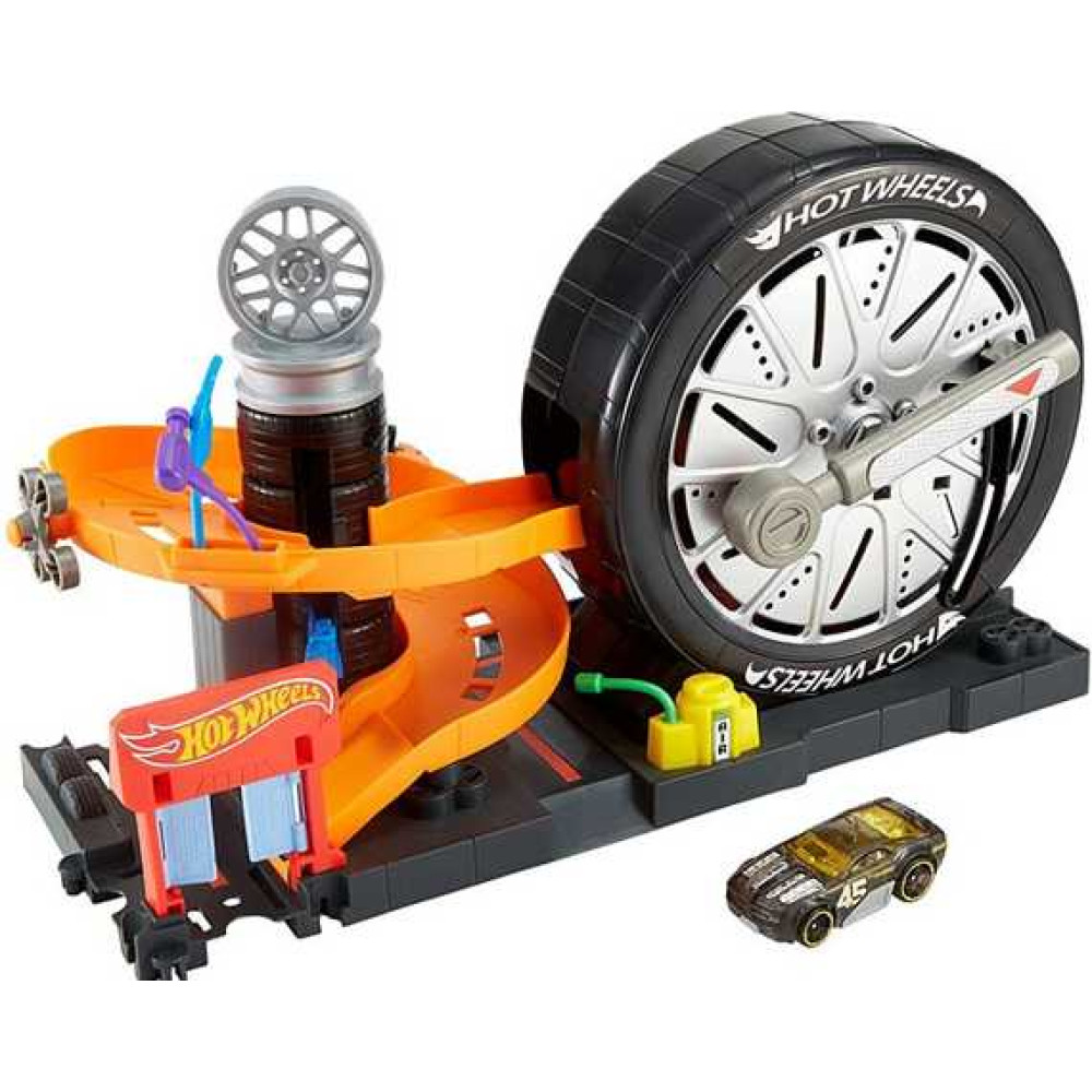 Трек Hot Wheels Трюки в місті (FNB15)