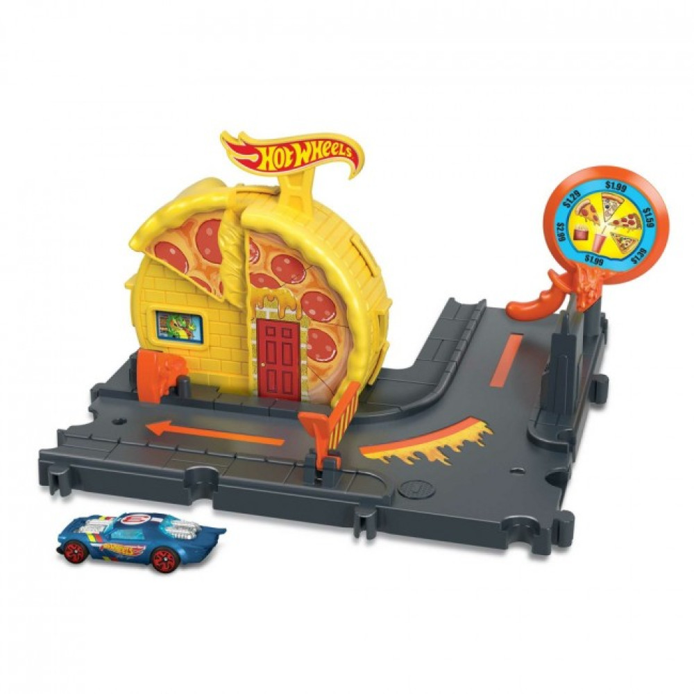 Ігровий Набір Hot Wheels Пригоди У Місті (HMD53)