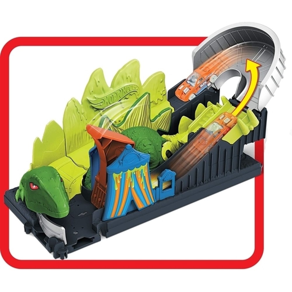 Ігровий набір Hot Wheels Дика атака динозавра (GTT68)